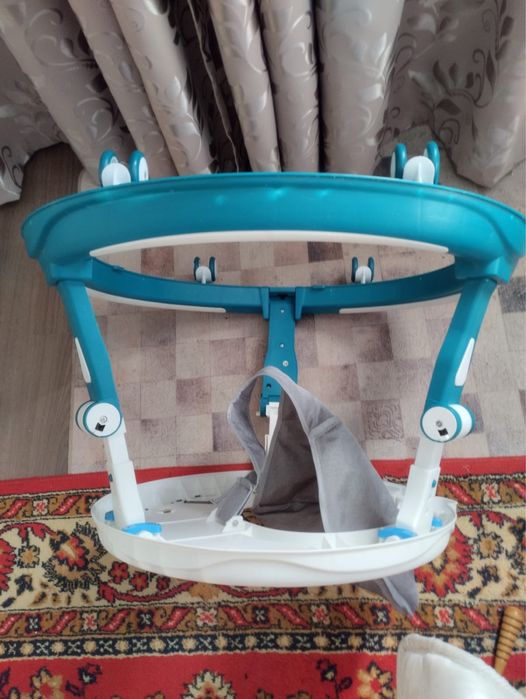 Продам детские ходунки б/у