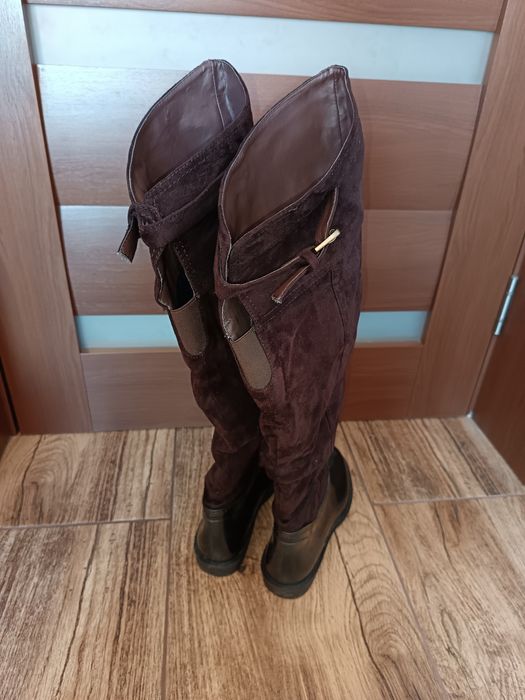 Cizme deasupra genunchiului marimea 39