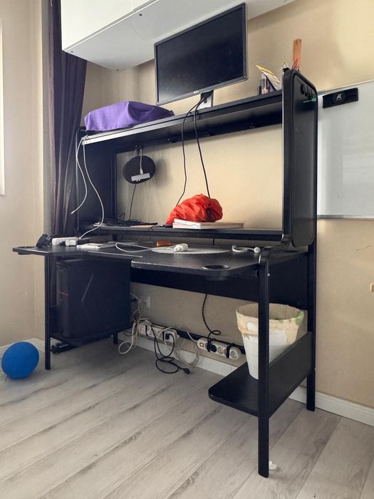 Birou Fredde Ikea - gaming