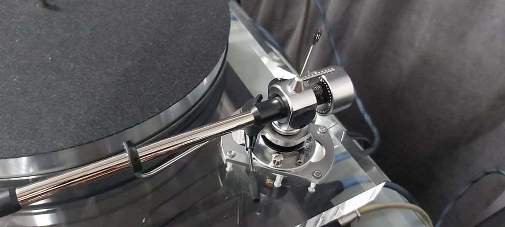 Thorens TD-2030 с SME M2-9