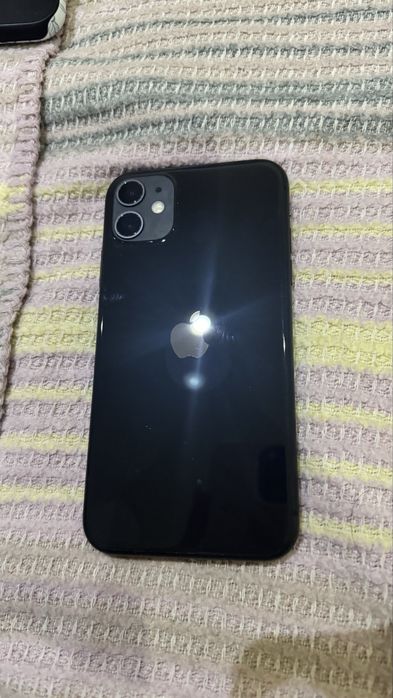 Продам iphone 11