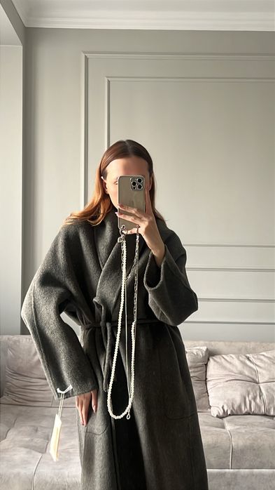 Пальто шерстянное, новое