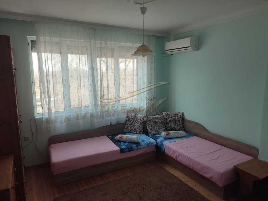 Етаж от къща под наем в Христо Смирненски! 7710077