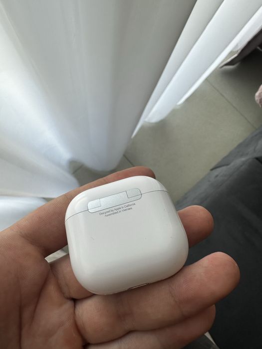 Airpods 4 ANC noi desigilate