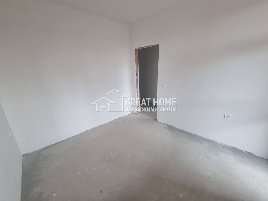 Продава се Двустаен апартамент в Търговище, Център - 64 кв.м за 1076 €/кв.м - Снимка #4