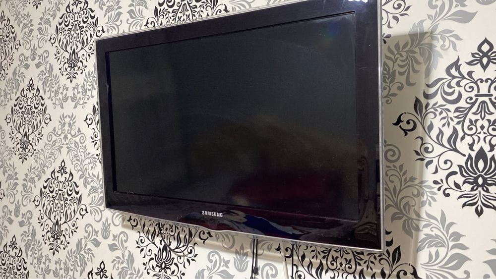 Продам телевизор Samsung