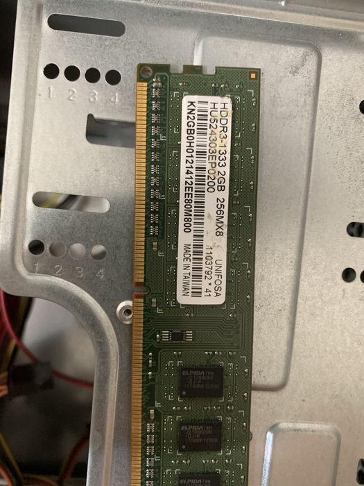 Продам компьютерный блок