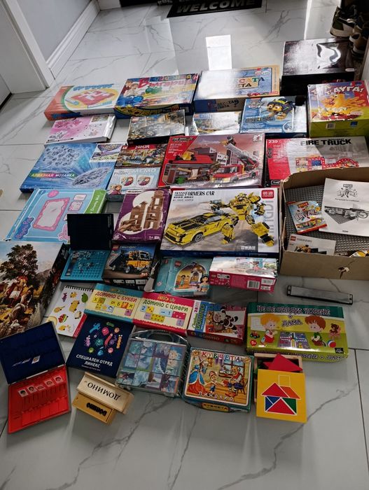 Настолни игри и пъзели за цялото семейство