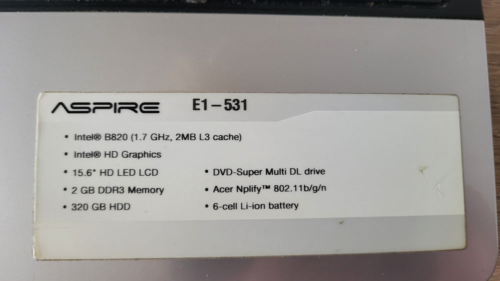 Laptop Acer Aspire E1-531 – Windows 11