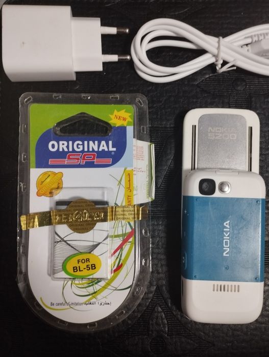 Assalom alekum Telefon Sotiladi Original Nokia 5200 Komplekt
