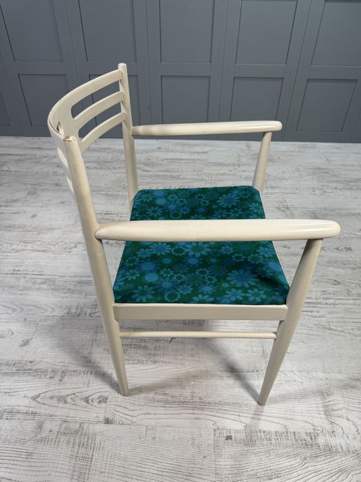 Винтидж широк трапезен стол Г448