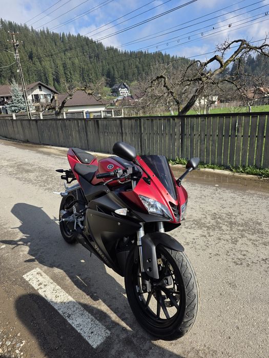 Yamaha yzf125 an 2016 17500 km adus recent din Germania