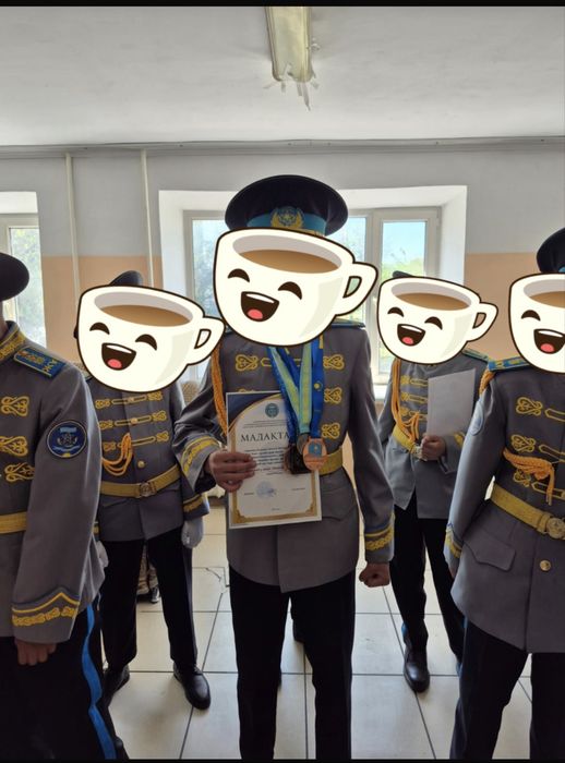 Парадная форма Жас улан. Почти новая. В идеальном состояний.