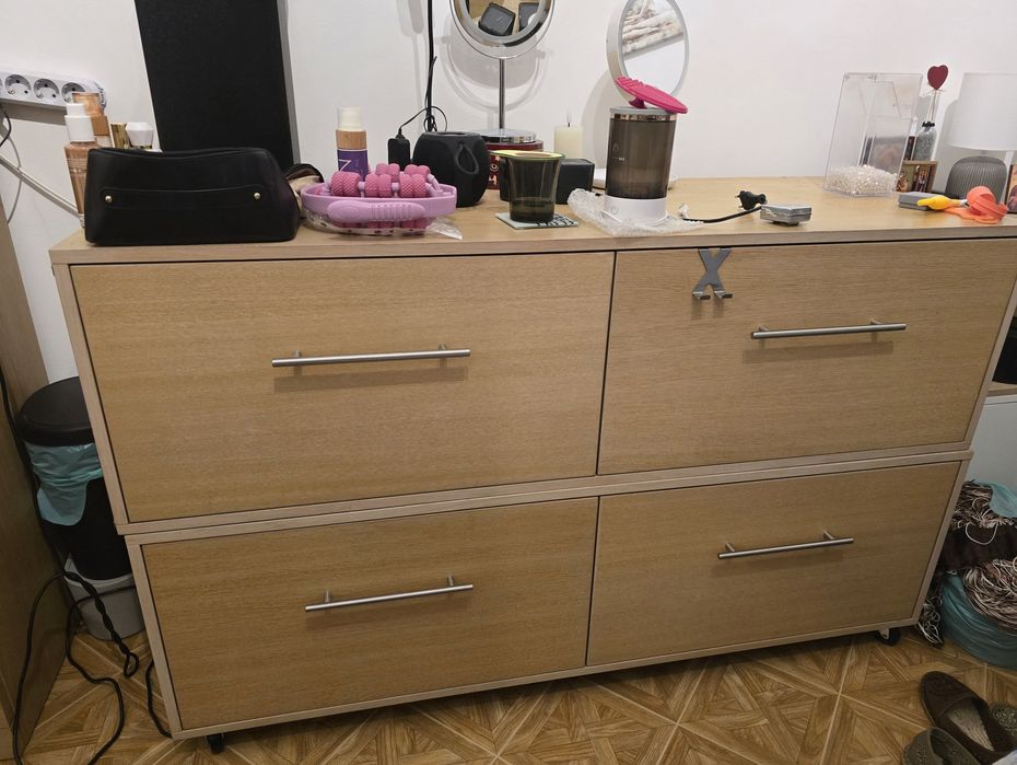 Servanta IKEA -  lemn masiv