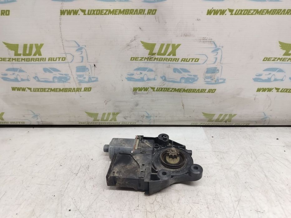 Motoras geam dreapta fata 807301111r Renault Megane 3 [2008 - 2014]