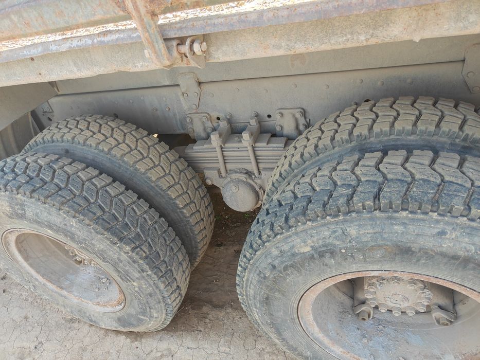 Kamaz sotiladi, holati zor, Ishchi holatda