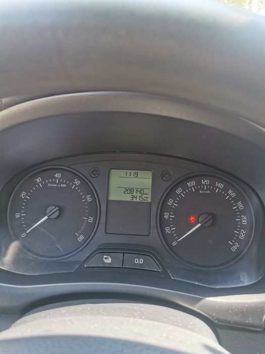 Shkoda Fabia 1.2 бензин/газ купувана от официален представител за БГ