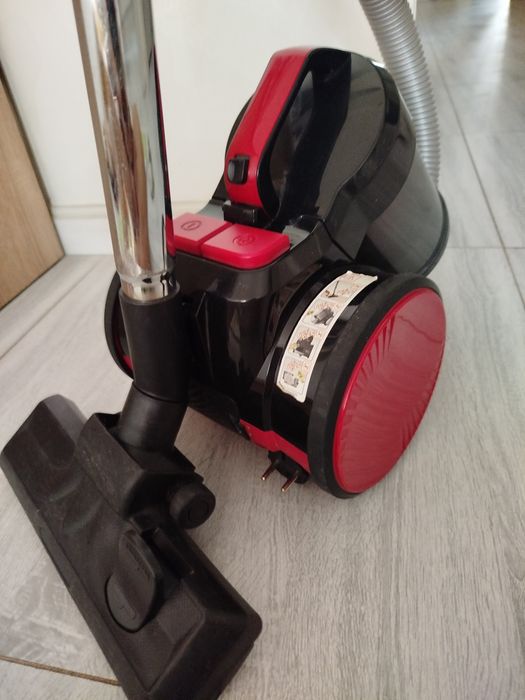 Пылесос марки Tefal