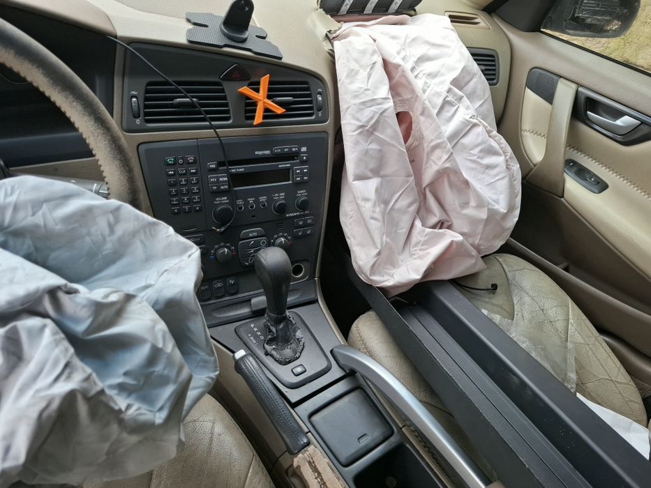 Volvo xc70 2.4 d5 cross country 4x4 волво хц70