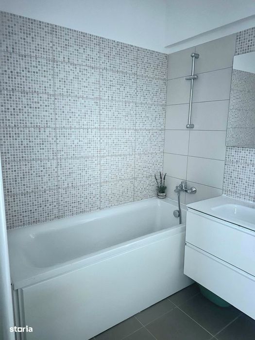 Apartament cu 2 camere, decomandat, Central, 56mp, 145.000 euro