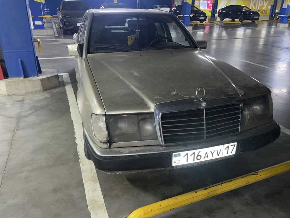 Мерседес 124, на ходу