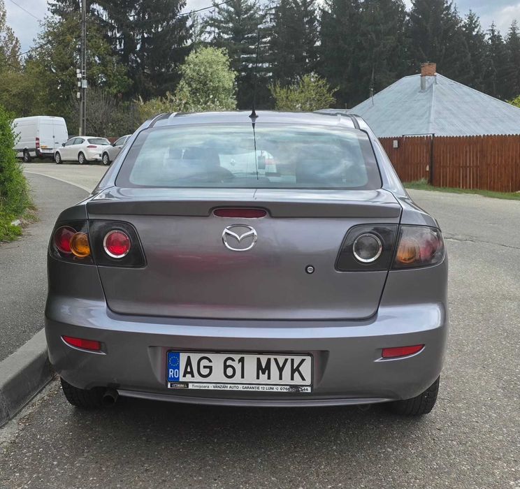 Vand mazda 3 sedan
