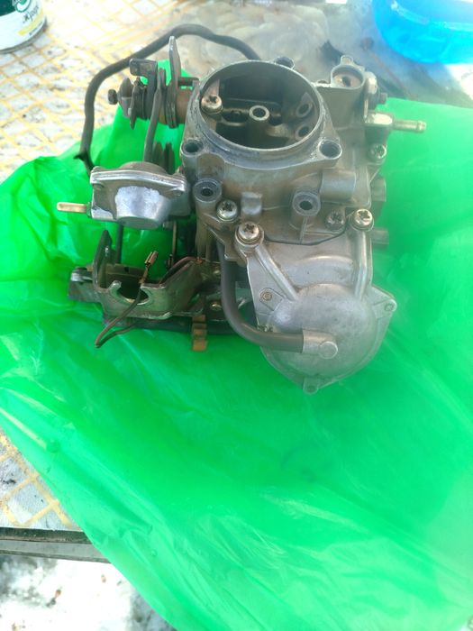 Продам карбюратор на Ауди 80 Б 3.