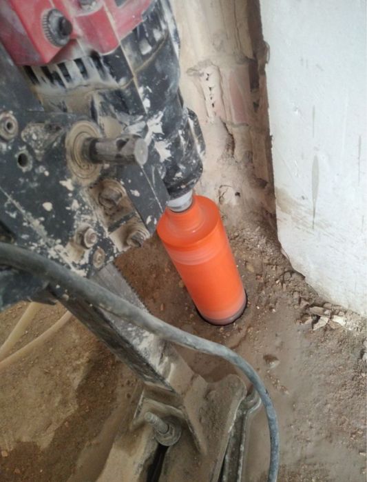 Almazniy bur beton kesish