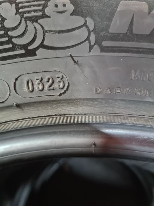 4бр.225/55/18 MICHELIN