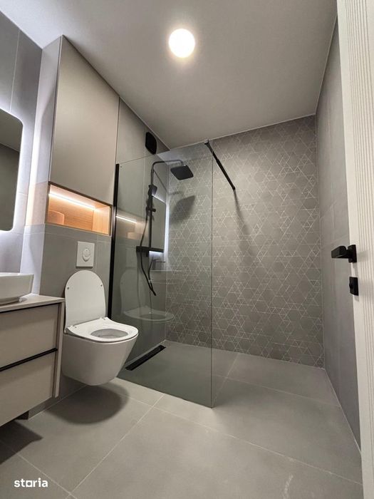 Ap NOU de lux 3 camere 2 bai /garaj/terasa zona Centrala