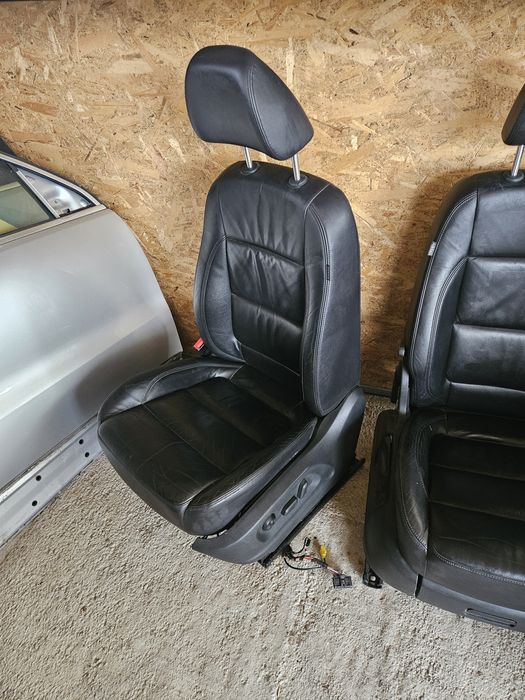 Interior scaune tiguan VOLAN STANGA nu ca celelalte de pe olx de angli