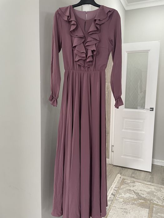 Продам вечерние платья