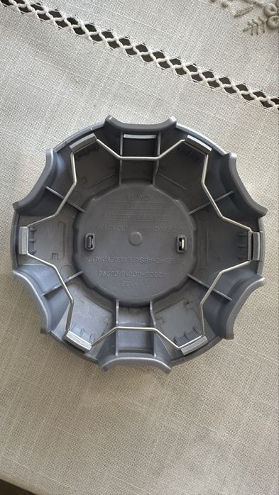 Колпак на toyota land cruser