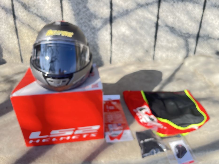 Отваряема каска LS 2 размер L-XL