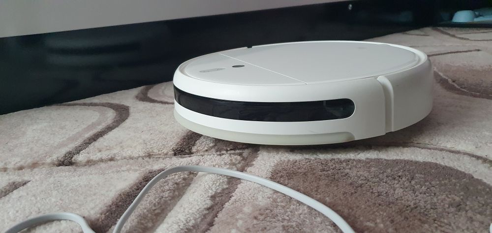 Робот прахосмукачка Xiaomi Mi Robot Vacuum Mop Cleaner, 0.6 л, WI-FI