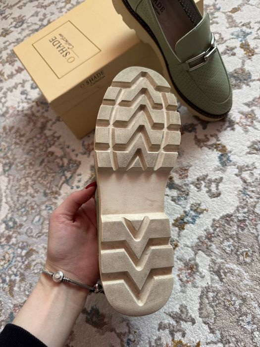 Продам лоферы бу