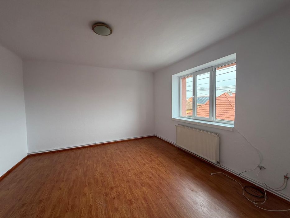 Casa 4 camere Trei Stejari