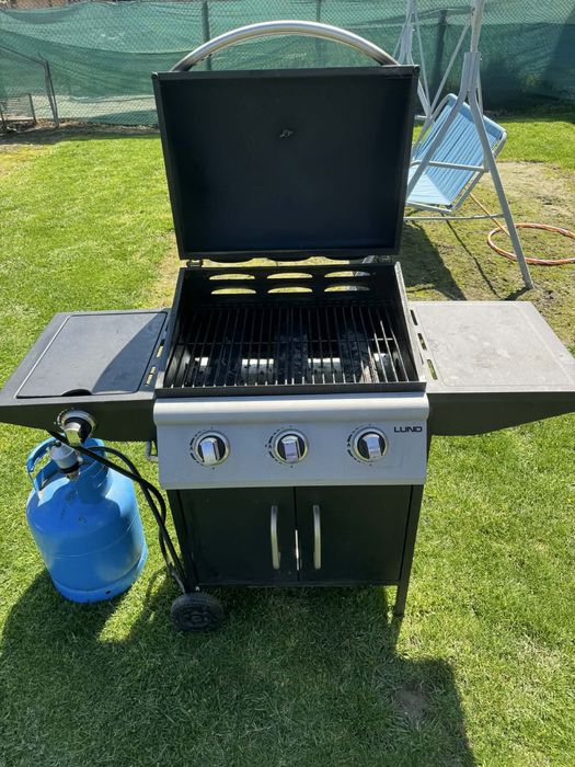 Барбекю със газова бутилка