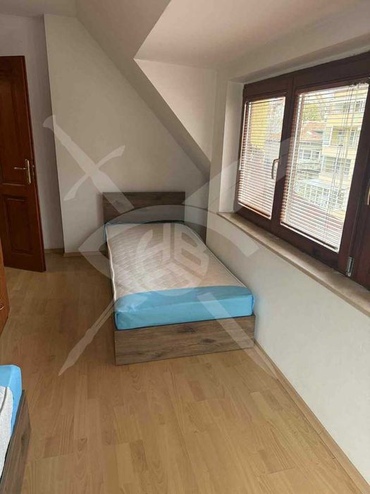 Дава се под наем Тристаен апартамент в Варна, ВИНС - 70 кв.м за 548.25 € - Снимка #3