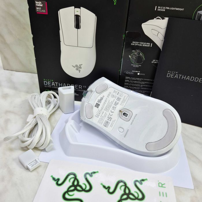 Mouse gaming Razer DeathAdder V3 Pro Alb Zeus Amanet Militari 36709