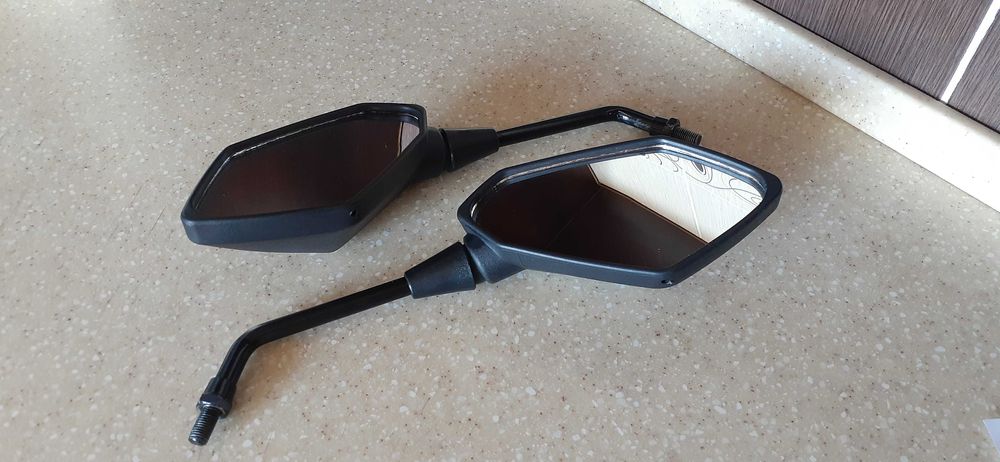 Зеркала заднего вида для мотоцикла/скутера (универсальные) 10мм