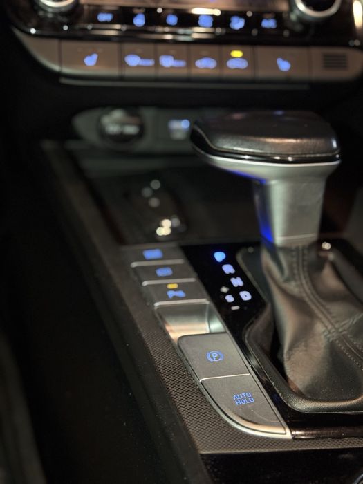 Hyundai Elantra Full