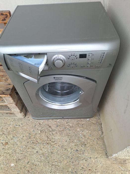 Пералня Ariston HOTPOINT