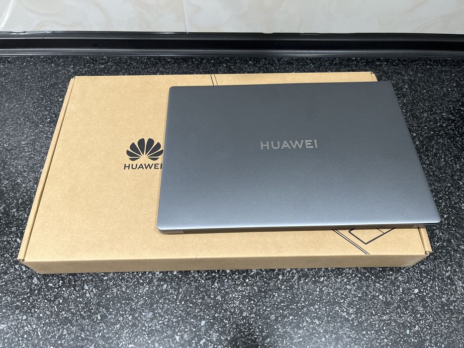Ультрабук HUAWEI MateBook D16