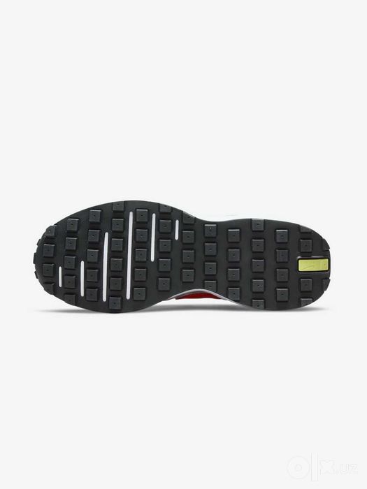 Женские кроссовки Nike Waffle One Coconut Milk/Crimson/Royal