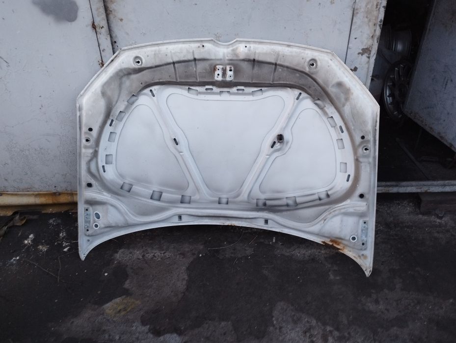 Преден капак за VW golf 6