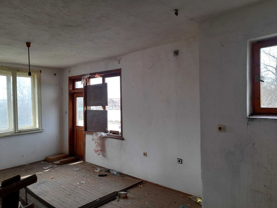 Къща с потенциал