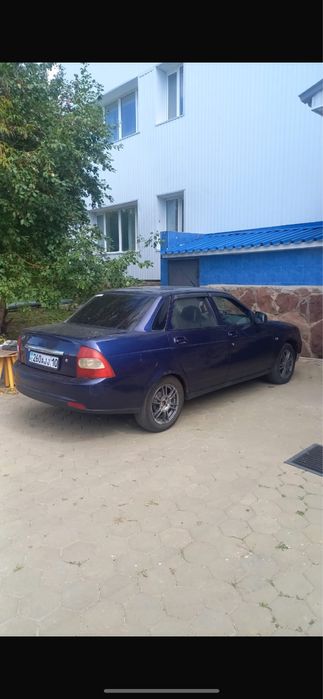 Лада приора в хорошем состоянии.