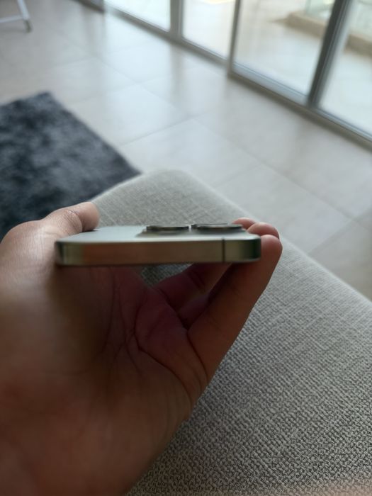 Iphone 15 pro,256гб