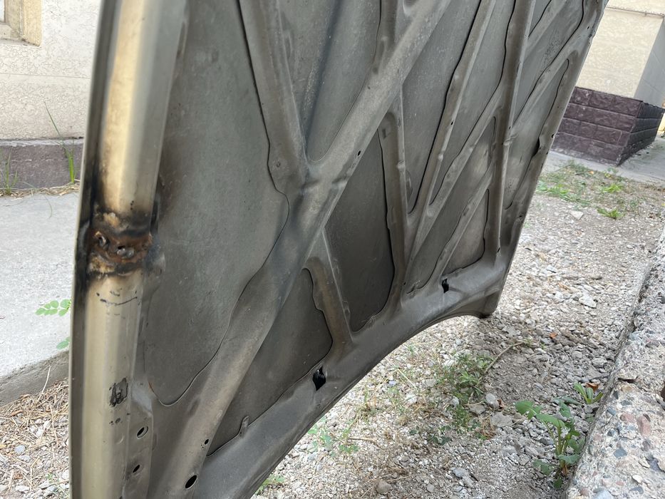 Капот    камри 25